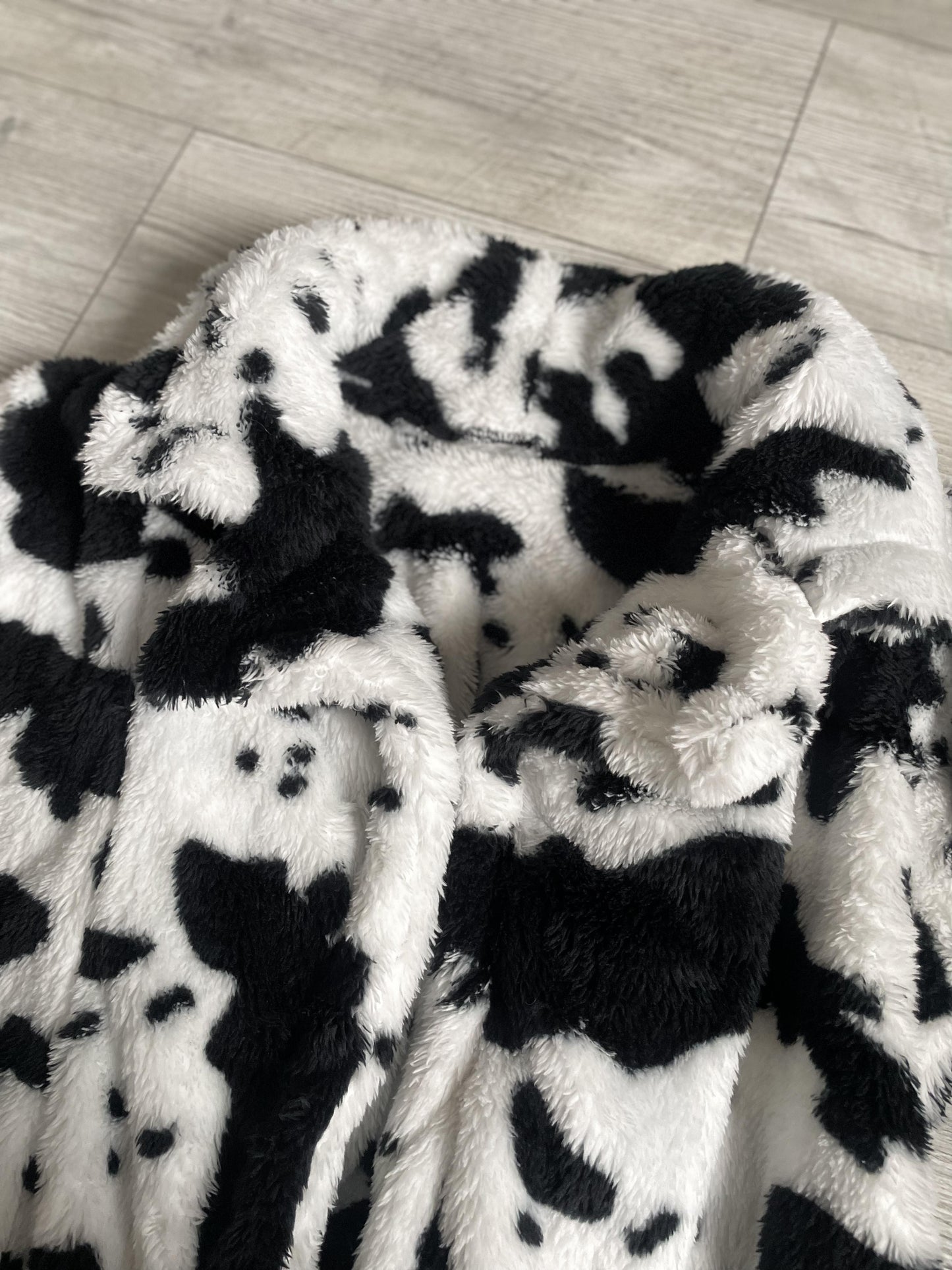 Abrigo -Cow Print